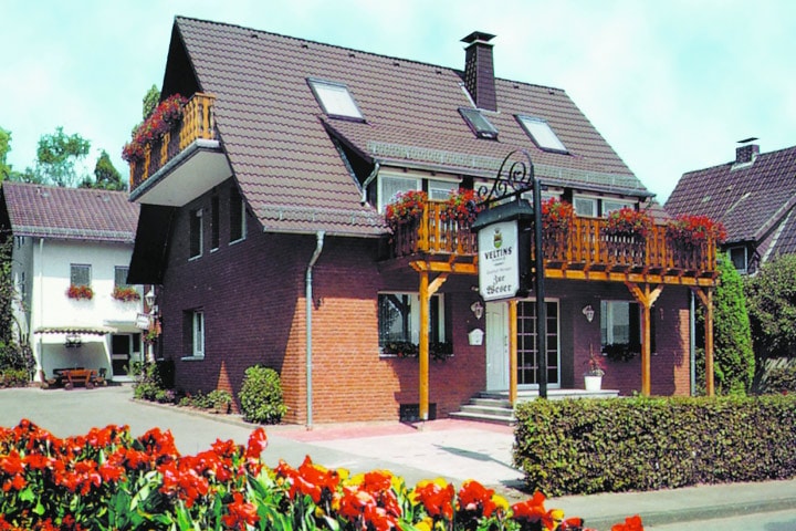Pension zur Weser - Haus Außenansicht